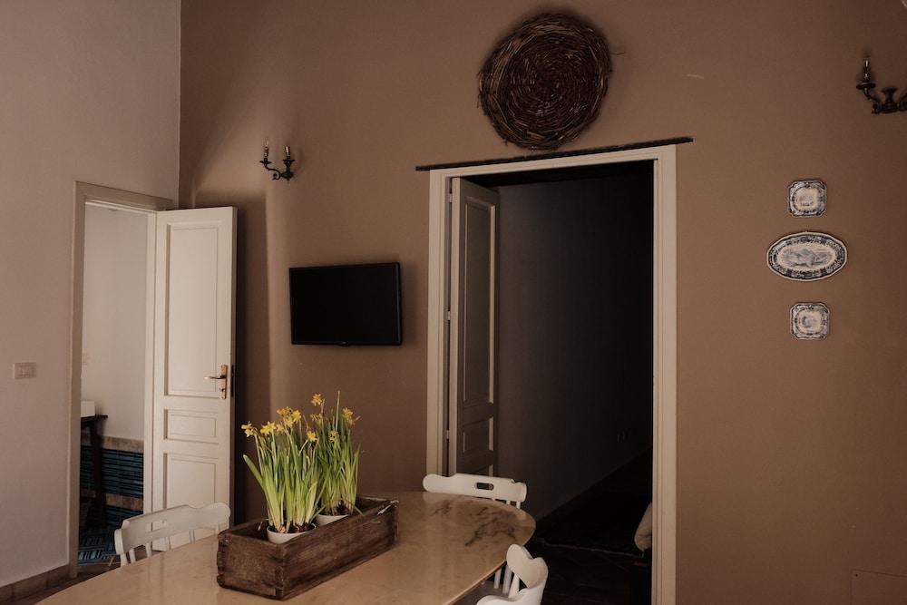 シラクーサ Il Salotto Di Maria Pia Bed & Breakfast エクステリア 写真