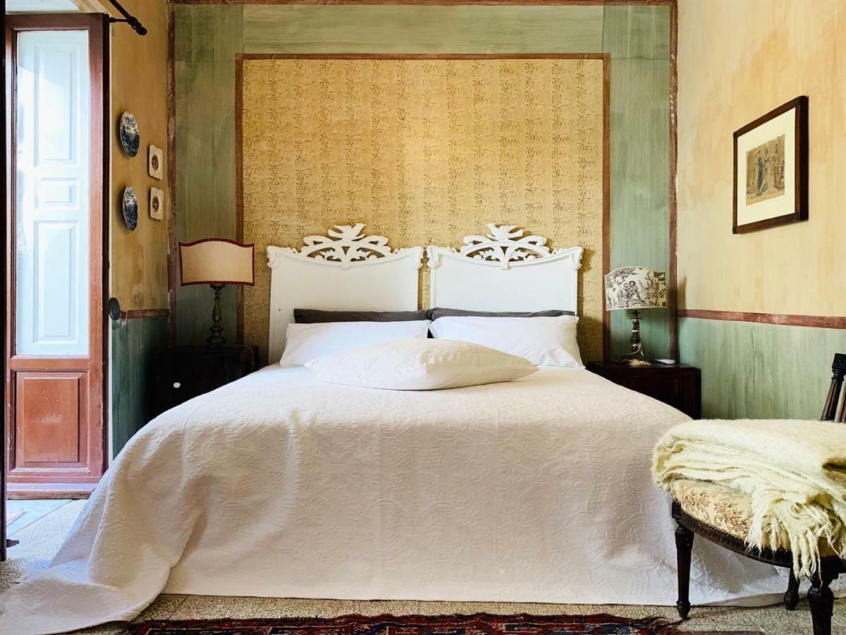 シラクーサ Il Salotto Di Maria Pia Bed & Breakfast エクステリア 写真